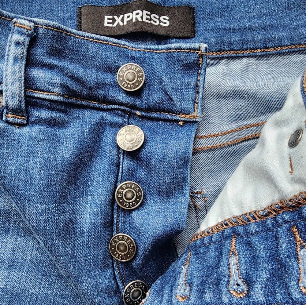 Express Jeans. Button Down! Like New ! Size 2 - image 2